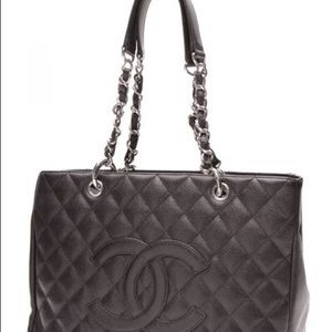 Meet your Posher, Katelyn